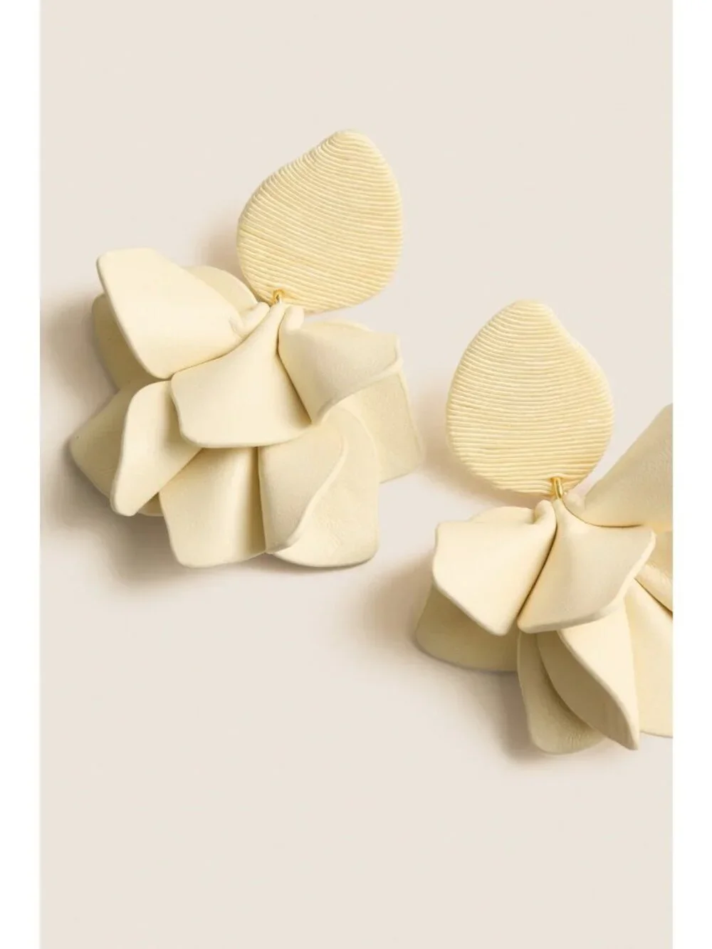 Tuckernuck Jewelry Silk and Leather Orchid Earring in Cream New Womens